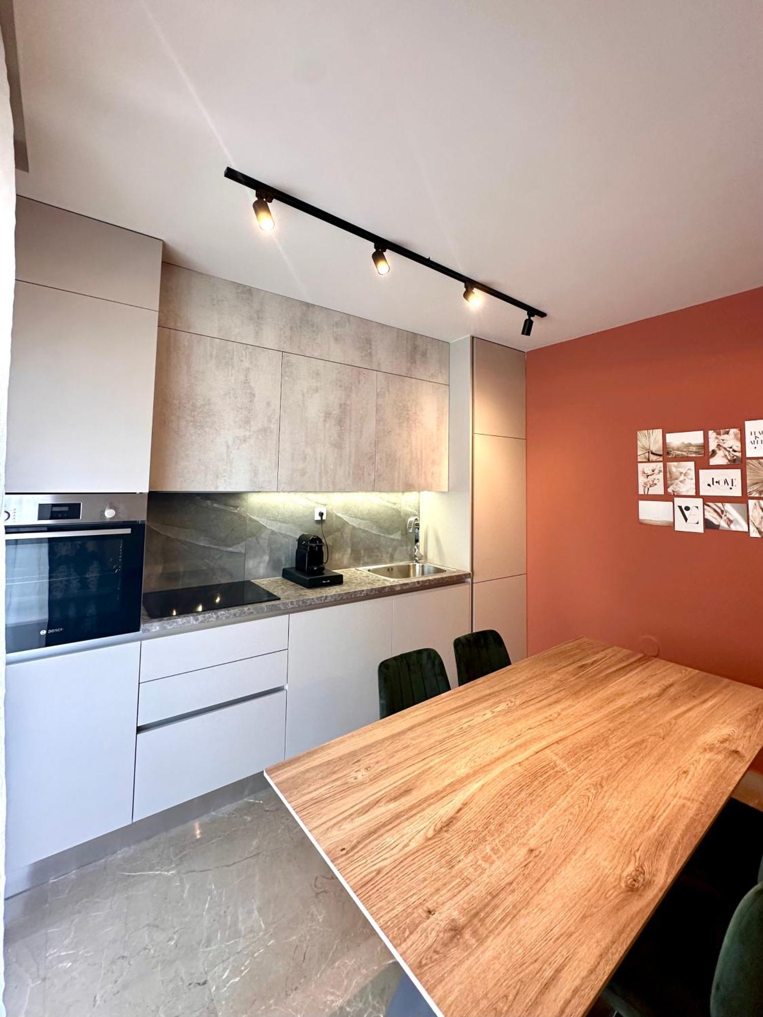 Emerald Suite Luxury Apartment In 塞萨洛尼基 外观 照片
